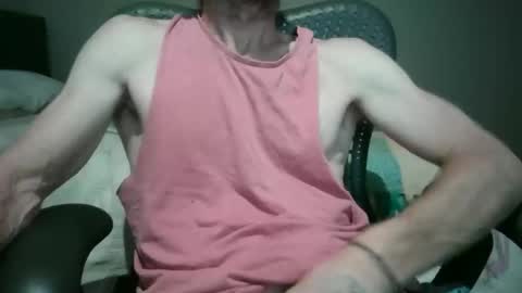 Snapshot of sclad83 chatting on January 15, 12:32 pm sclad83 online show from January 15, 12:32 pm