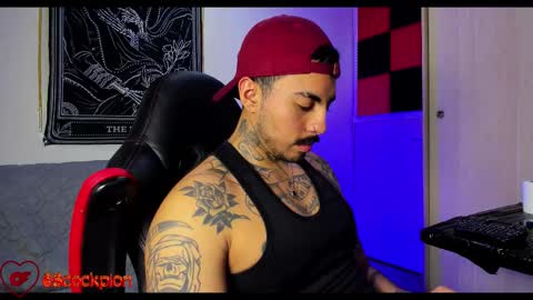 Alejandro help me to reach 200 thumps up online show from January 7, 6:27 am