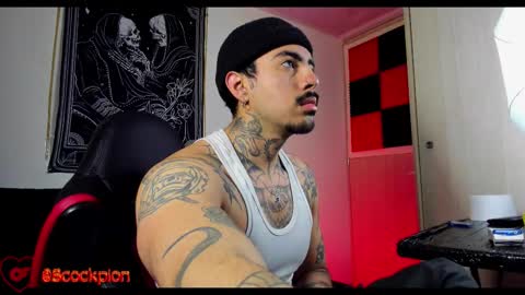 Alejandro help me to reach 200 thumps up online show from February 18, 8:21 am