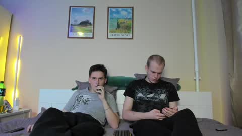 Thomas brunette and Alex blond online show from December 2, 10:56 pm