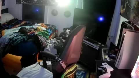 Snapshot of scoobysnaxxxxx chatting on November 2, 11:01 am scoobysnaxxxxx online show from November 2, 11:01 am