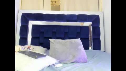 scook_gray online show from March 13, 9:54 pm