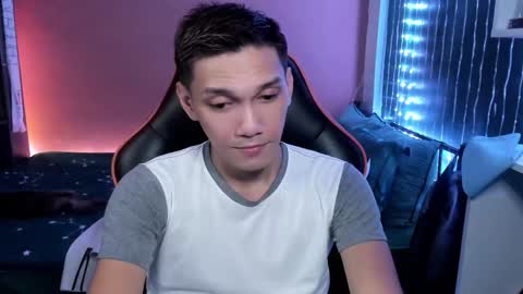 Snapshot of scorphoenix chatting on January 12, 9:51 pm Not Angelo online show from January 12, 9:51 pm