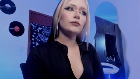 Goddess online show from November 27, 4:20 pm