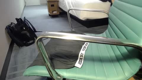 . online show from January 11, 1:01 pm