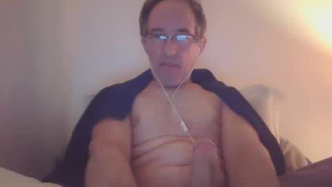 scotchwhieskie online show from February 2, 12:30 am