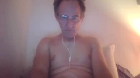 scotchwhieskie online show from September 14, 9:58 pm