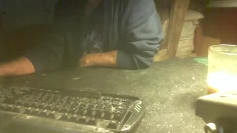 scotsman_62 online show from December 4, 2:43 am