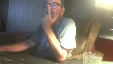 scotsman_62 online show from March 1, 4:58 am