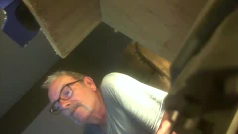 scotsman_62 online show from March 30, 6:03 am