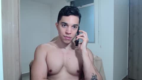 Twitter Scott brasher1 Instagram Camiloestuardo2 online show from January 21, 10:19 pm