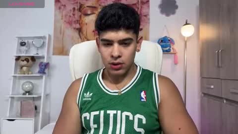 Andrew Flintt online show from November 2, 2:25 am