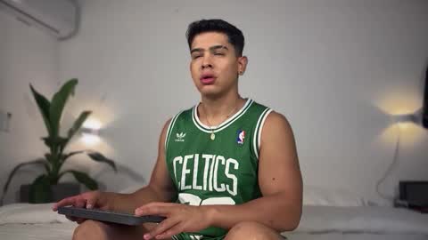 Andrew Flintt online show from January 8, 11:45 am