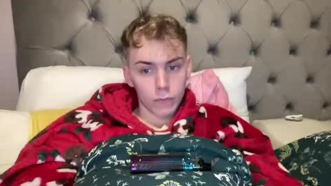 danny online show from December 5, 1:14 am