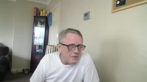 James online show from October 27, 11:25 am