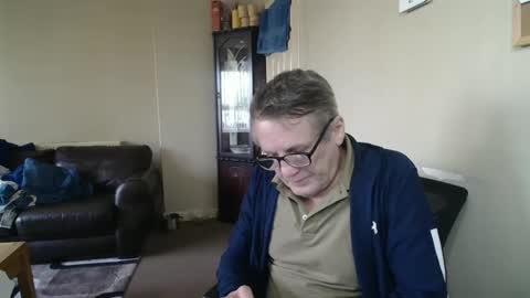 James online show from December 21, 12:12 pm