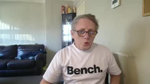 Snapshot of scottsman214 chatting on May 10, 12:32 pm James online show from May 10, 12:32 pm