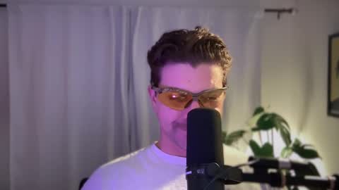 Scotty online show from December 3, 9:33 am