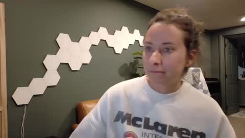 Scout has fun online show from November 21, 3:16 am