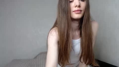 Snapshot of scratc_h chatting on April 8, 10:37 am scratc_h online show from April 8, 10:37 am
