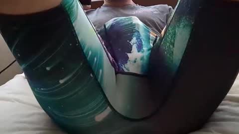 Snapshot of sdcaliboy chatting on December 15, 10:47 pm sdcaliboy online show from December 15, 10:47 pm