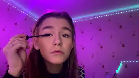 Snapshot of sdddisk chatting on December 4, 10:30 pm sdddisk online show from December 4, 10:30 pm