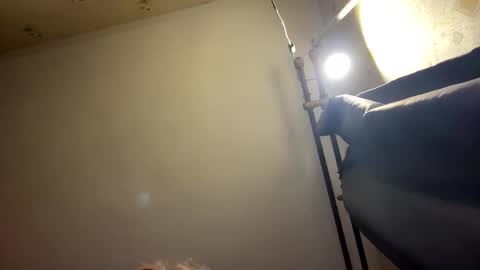 Snapshot of sdddisk chatting on December 20, 1:43 pm sdddisk online show from December 20, 1:43 pm