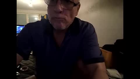 Snapshot of sdnico4all chatting on October 21, 1:06 am sdnico4all online show from October 21, 1:06 am