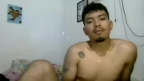 Snapshot of se116589 chatting on June 14, 9:17 pm andres online show from June 14, 9:17 pm