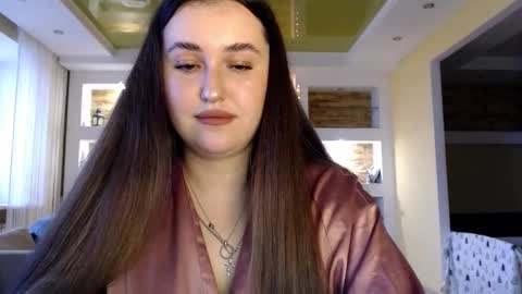 Elizabeth  online show from December 25, 9:24 am