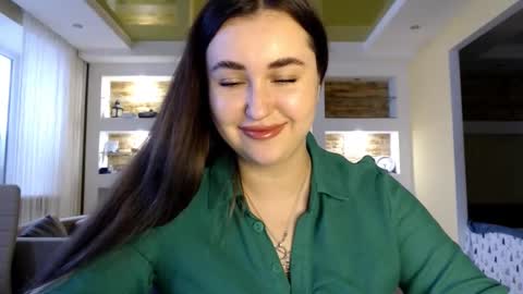 Elizabeth  online show from January 24, 11:48 am