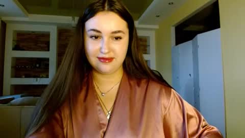 Elizabeth  online show from December 4, 11:19 am