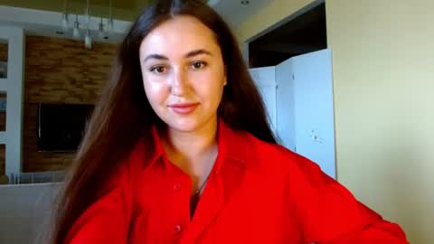 Elizabeth  online show from June 27, 3:06 pm