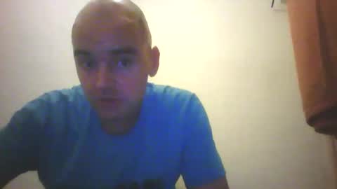 Snapshot of sean20775 chatting on November 1, 2:02 am Sean online show from November 1, 2:02 am