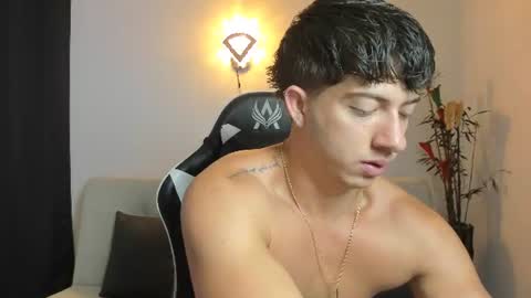 Snapshot of sean_brownx chatting on July 15, 11:59 am Sean online show from July 15, 11:59 am