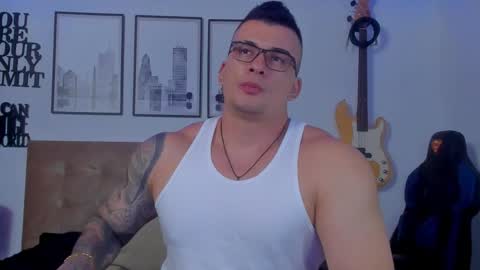 Sean Carrera online show from November 8, 10:41 pm