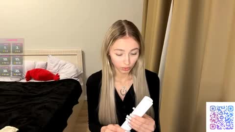 Kate online show from April 22, 7:15 pm