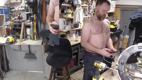 Seattlemanwhore online show from December 17, 5:15 pm