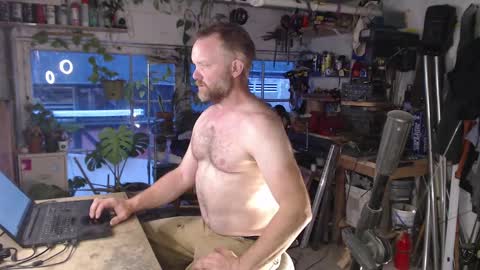 Seattlemanwhore online show from September 23, 2:20 pm