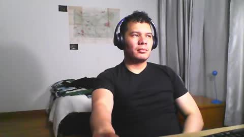 seb5759 online show from June 7, 5:22 am