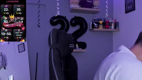 Snapshot of sebas__23 chatting on December 19, 10:42 pm Sebastin online show from December 19, 10:42 pm