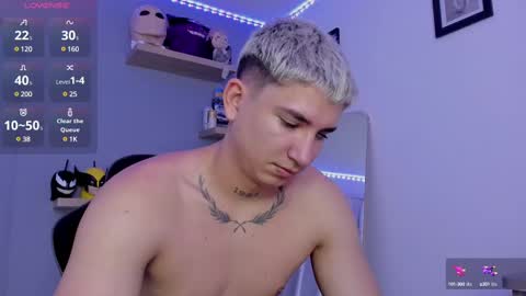 Snapshot of sebas__23 chatting on February 25, 4:31 pm Sebastin online show from February 25, 4:31 pm