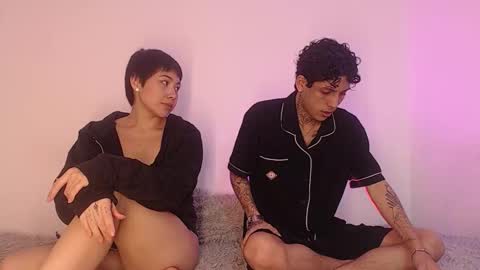  CAMILA Y SEBASTIAN online show from October 20, 9:10 am