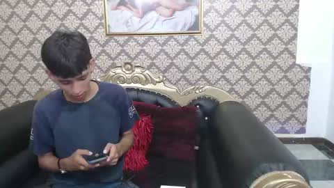 Snapshot of sebas_cat chatting on September 26, 10:36 pm Sebastian Alvarez online show from September 26, 10:36 pm