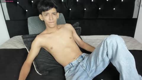 Sebastian Alvarez online show from June 6, 2:38 am