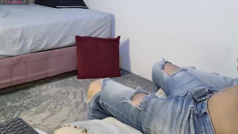 ely online show from February 28, 3:29 am