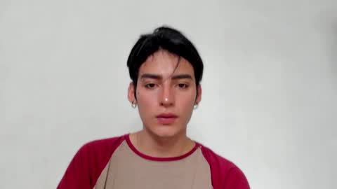 Snapshot of sebas_rosse chatting on December 3, 5:23 pm sebastian online show from December 3, 5:23 pm