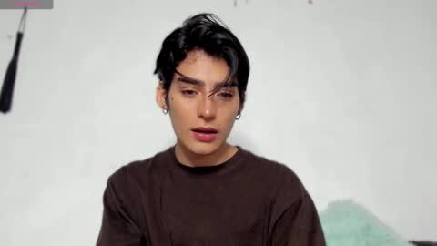 Snapshot of sebas_rosse chatting on December 16, 10:56 pm sebastian online show from December 16, 10:56 pm