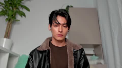 Snapshot of sebas_rosse chatting on January 27, 6:19 am sebastian online show from January 27, 6:19 am