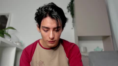 Snapshot of sebas_rosse chatting on February 13, 1:50 am sebastian online show from February 13, 1:50 am